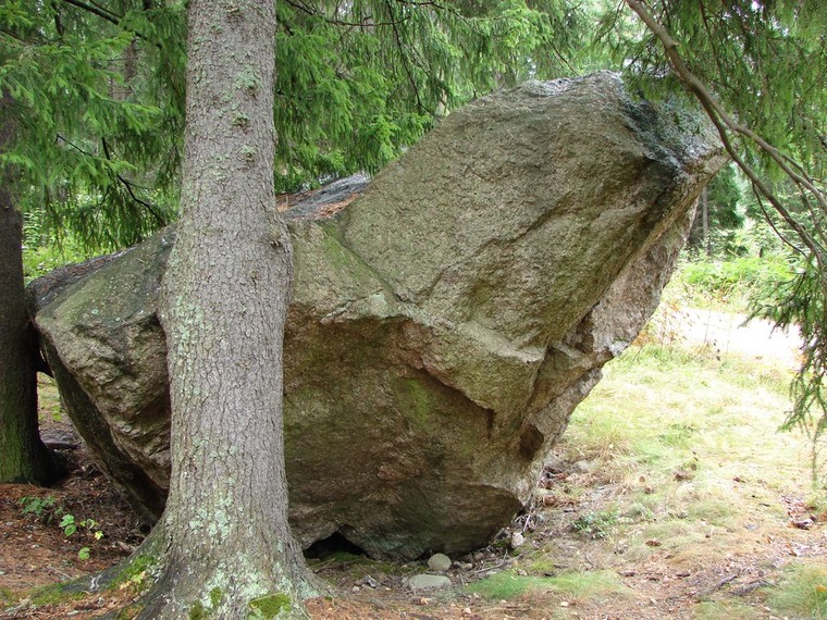 Pitkäkoski boulder