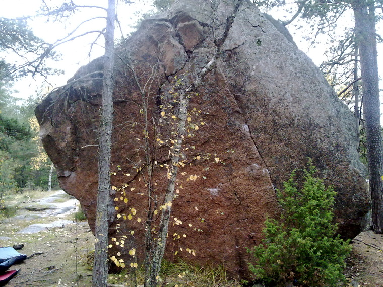 Soukka boulder
