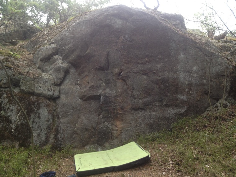 Vätti boulder