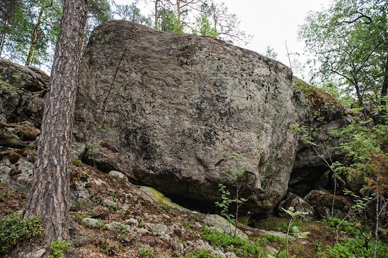 Mustamäki