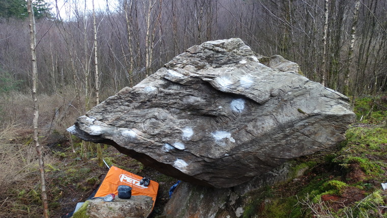 Mymbyr Boulder
