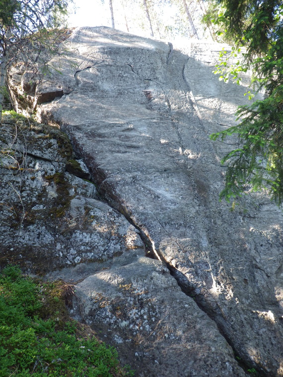 Main wall