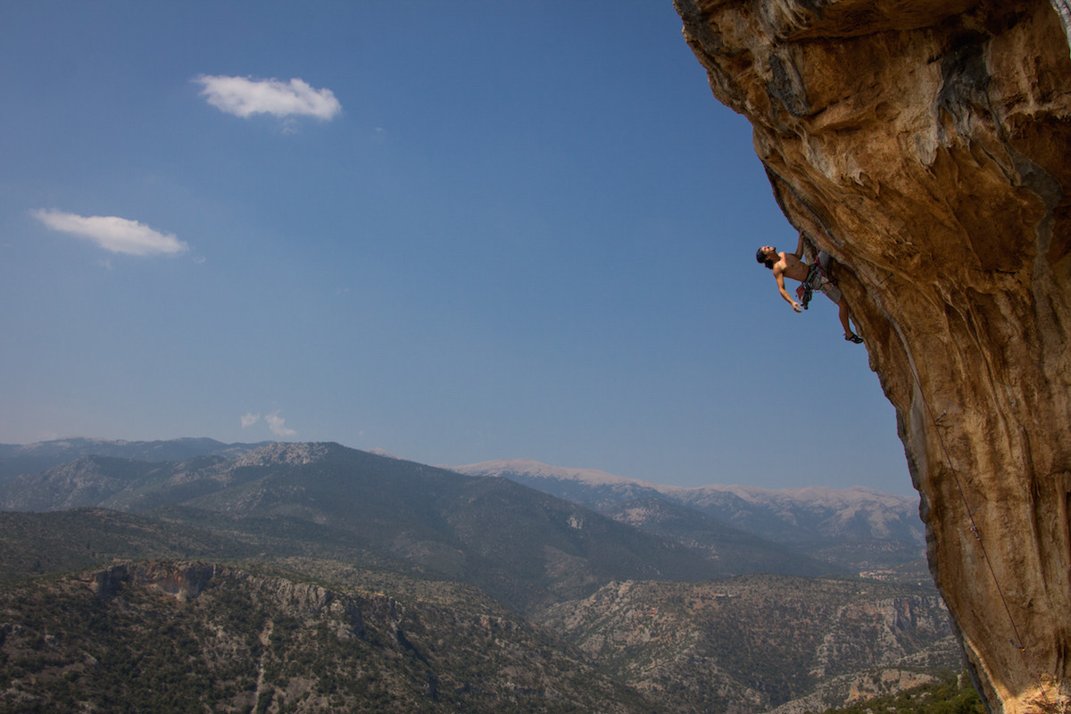 Climbing in Leonidio Full Info and Topos
