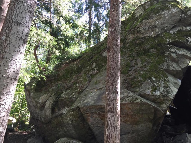 Ängbyplans Boulder