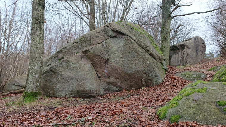 D4 - Första stenen