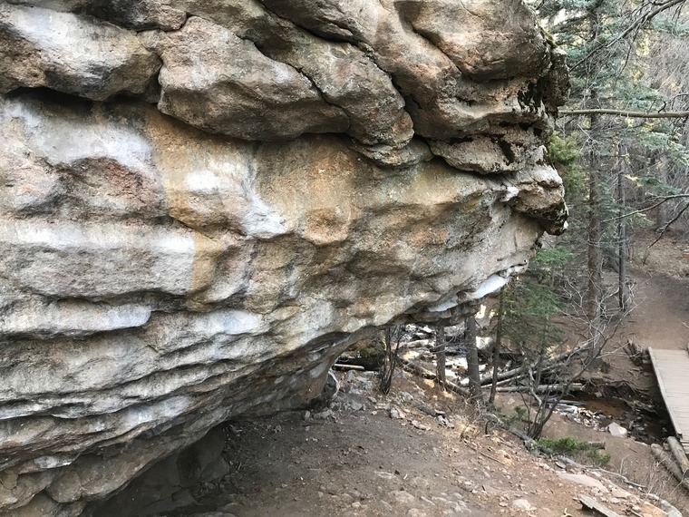 Maxwell Falls